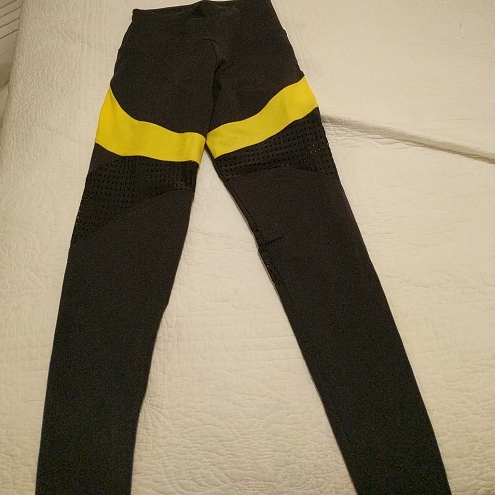 Onzie leggings